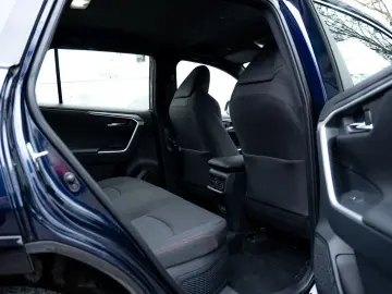 RAV 4 Plug-in Hybrid 4x4 All Assists