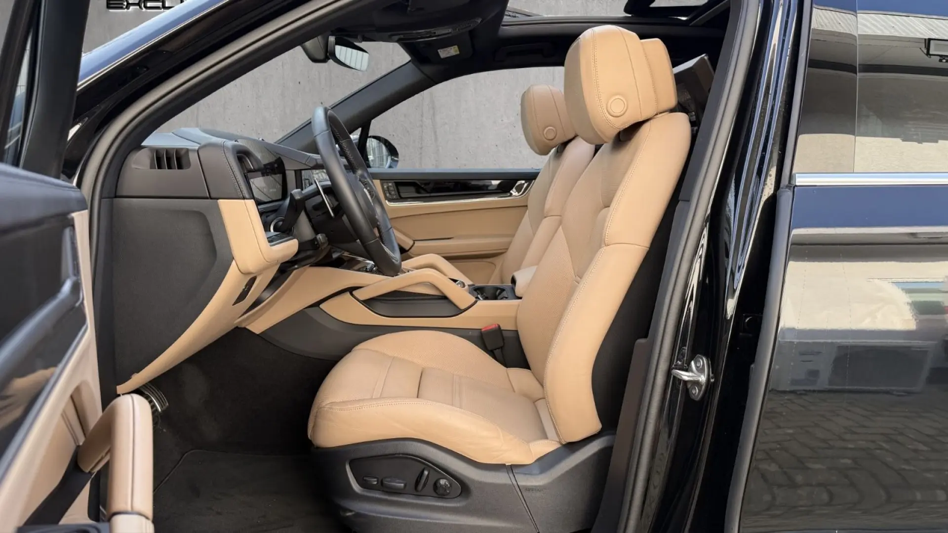 Cayenne S SportDesign CARBON HAL SPORTABGAS 22