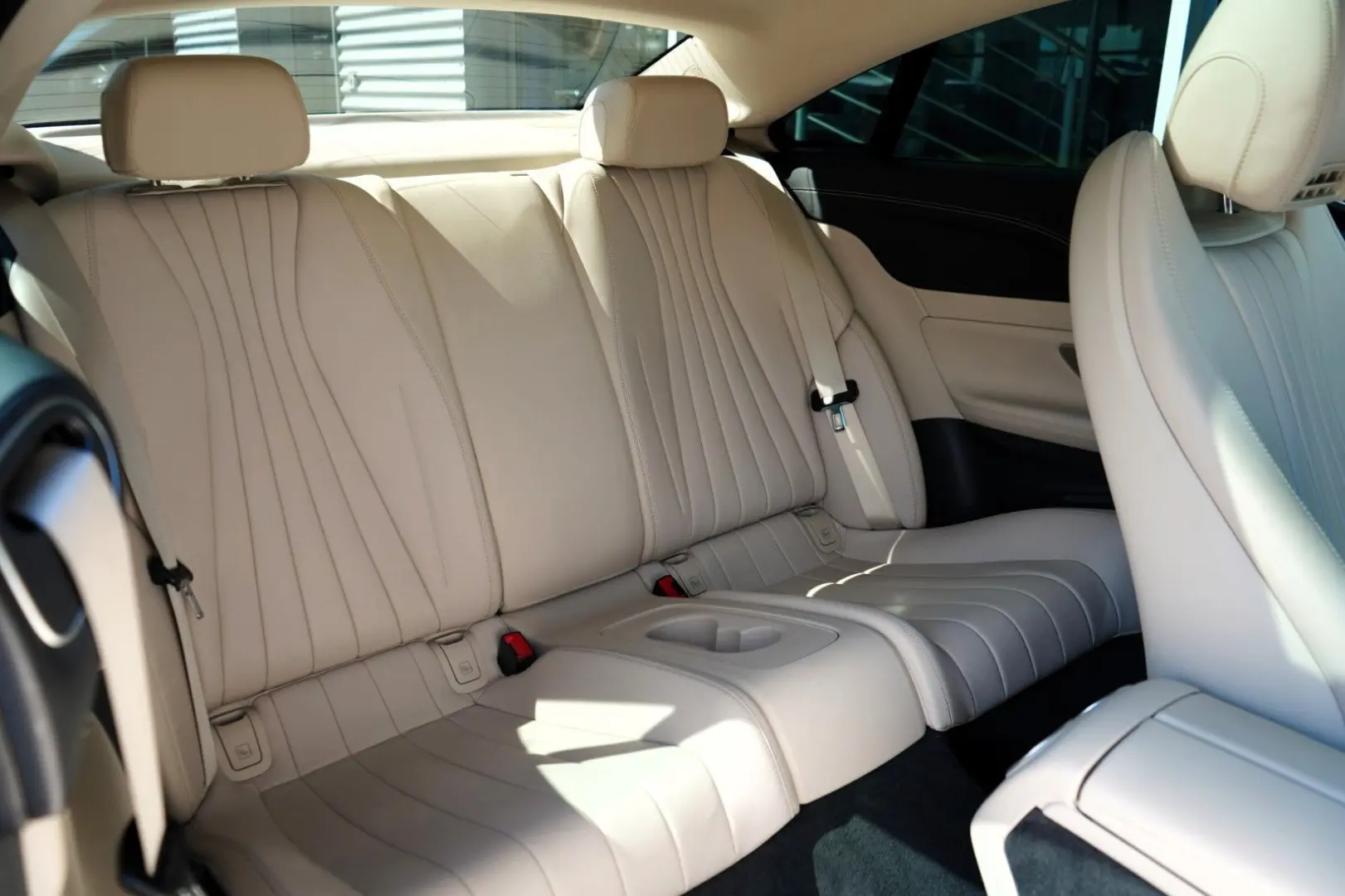E 220 d Coupé AMG/MBUX/20