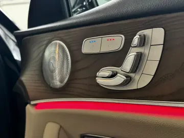 E 300 AMG,Pano,Burmester,Sitzklima,Mbux