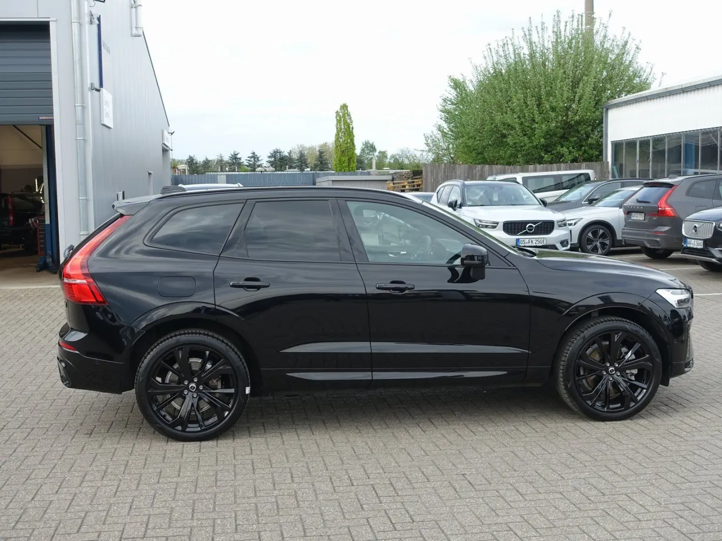 XC60 Recharge Black Edition Plus T6 AWD