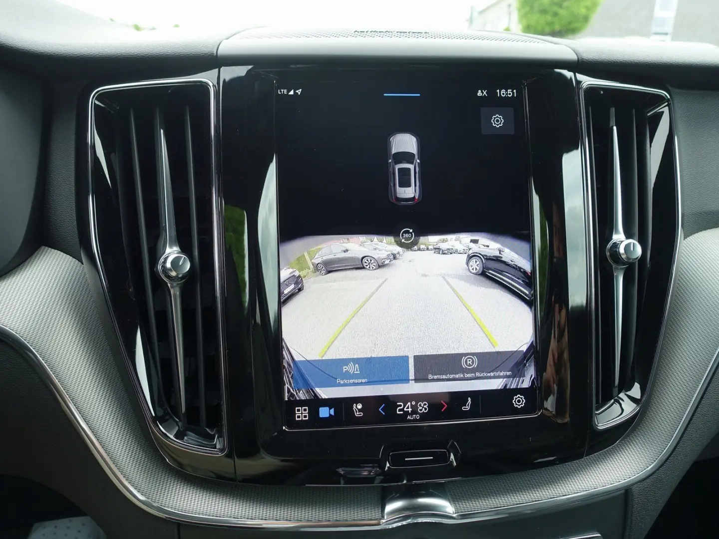 XC60 Recharge Black Edition Plus T6 AWD