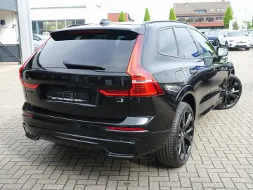 XC60 Recharge Black Edition Ultimate T6