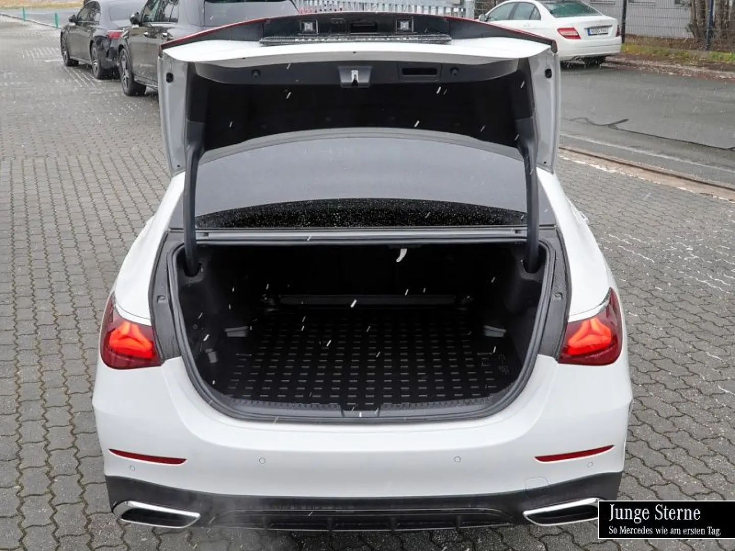 E 220 d AMG AP PANO+SUPERSCR+21''+BURM4D+360°+TO