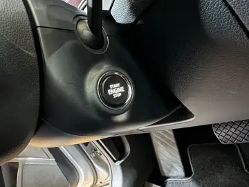 Superb Combi Active 1.5 TSI DSG/PDC/GRA/NAVI