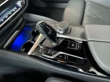 530i xDrive M Sport LC.Pro Pano Laser HUD AHK