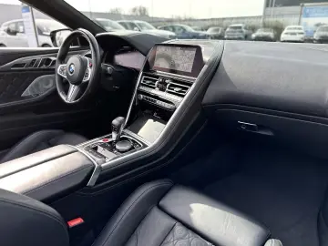 M8 Cabrio B&W Surround M Competition Head-Up