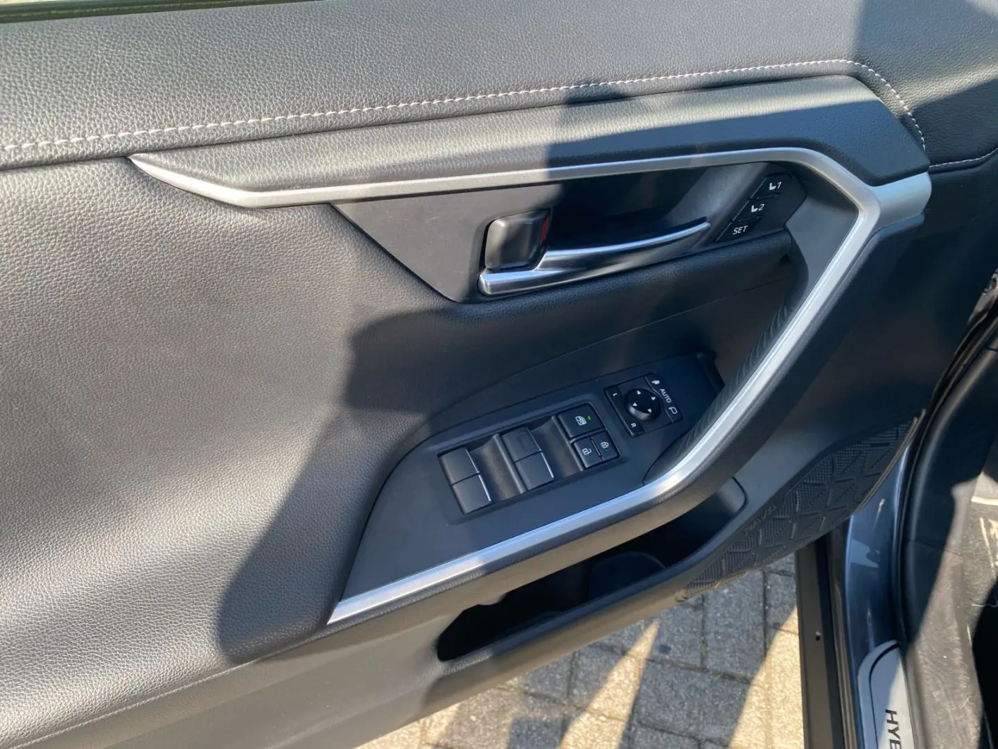RAV 4 2.5 Hybrid Lounge 4x2 *360*JBL*Navi*LED*SH