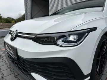 Golf VIII GTI Clubsport PERFORMANCE AKRA PANO