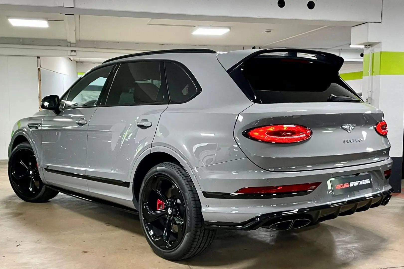 BENTAYGA V8 S CARBON NAIM MASSAGE PANO FULL!