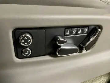 BENTAYGA V8 S CARBON NAIM MASSAGE PANO FULL!