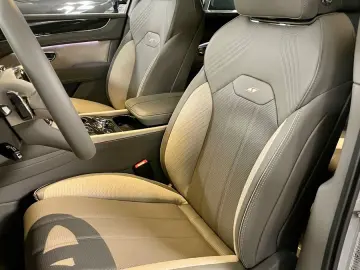 BENTAYGA V8 S CARBON NAIM MASSAGE PANO FULL!