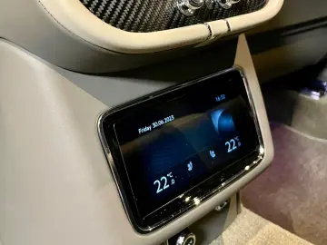 BENTAYGA V8 S CARBON NAIM MASSAGE PANO FULL!