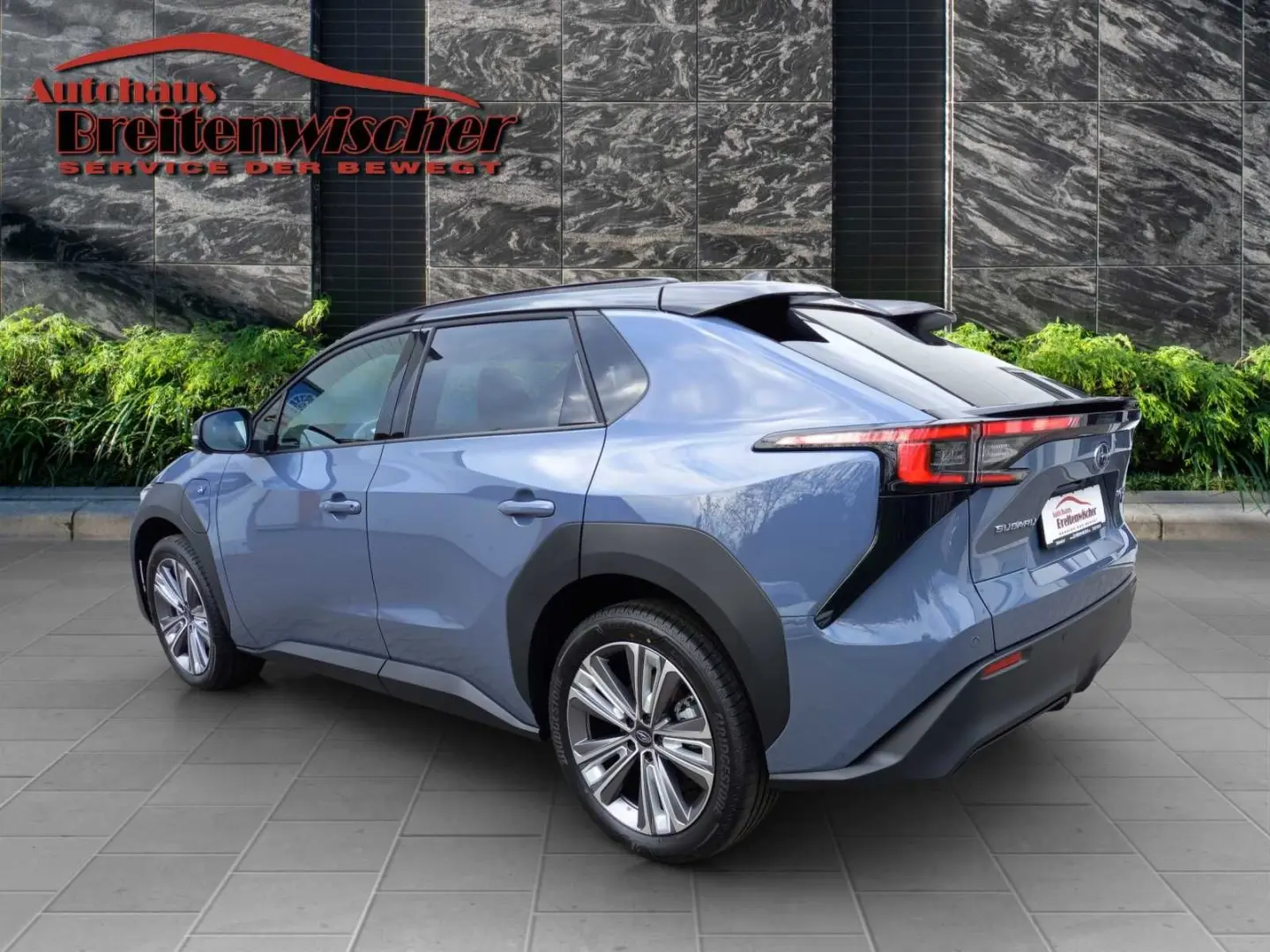 Solterra Platinum plus BEV 4X4