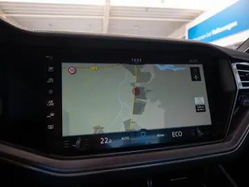 Touareg 3.0 V6 TDI R-Line 4MOTION LED DSG PANO