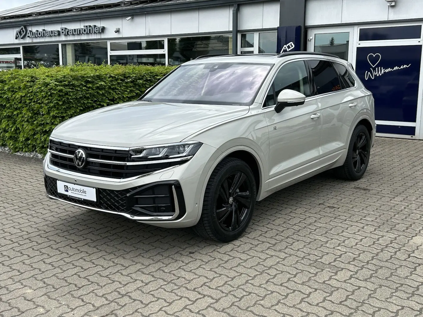 Touareg 3.0 TDI DSG 4Motion R-Line*IQ*VC*AHK*ACC