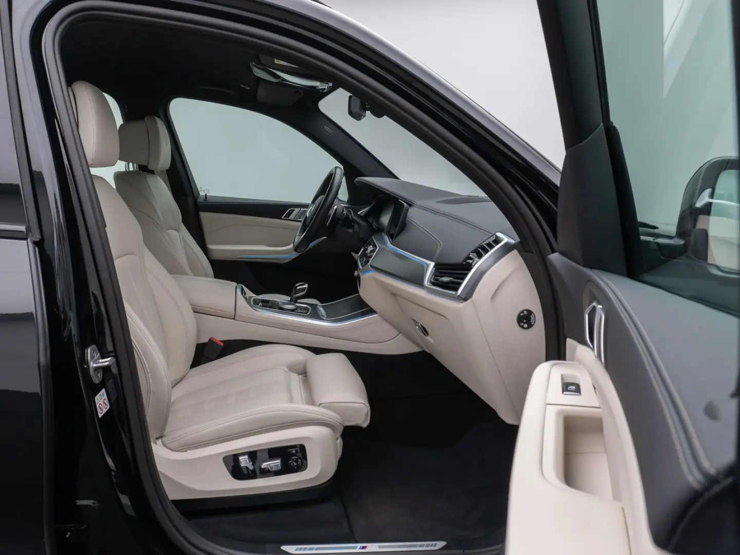 X5 xD45e M Sport Kamera HUD DAB Alarm 21Zoll