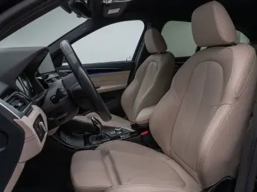 X1 xD20i xLine Kamera HUD DAB HiFi Komfort Sport