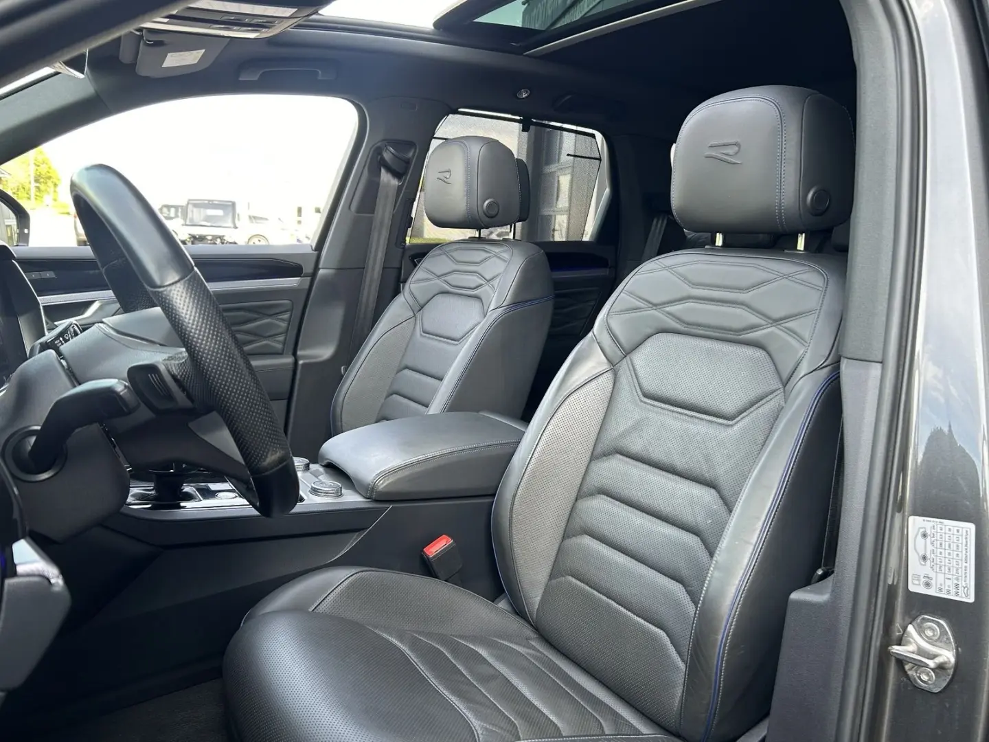 Touareg R e-Hybrid / AHK / Panorama / Matrix