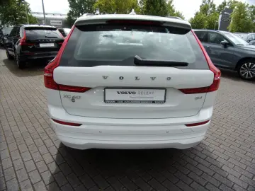 XC 60 B4  Momentum Pro 2WD
