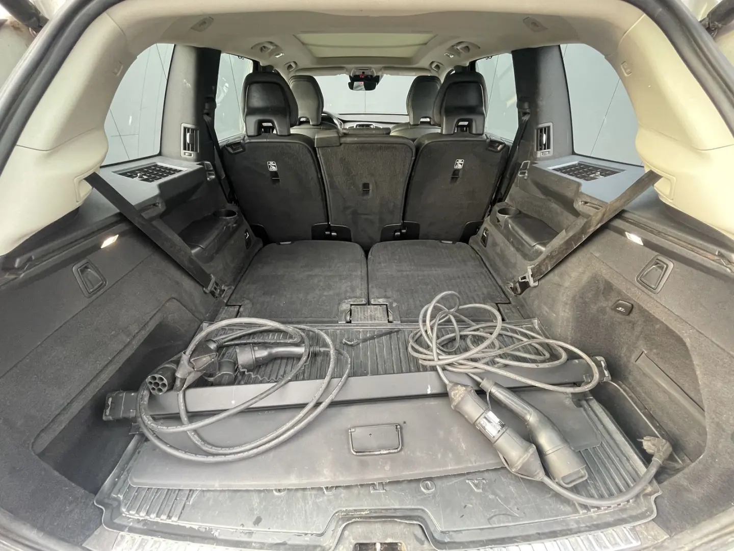 XC 90 T8 Inscription 360° ACC HEAT LKA PANO TSI 