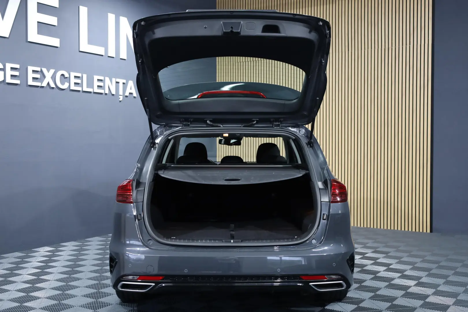 KIA Ceed SW 1.6 GDI DCT OPF Plug-in-Hybrid Vision