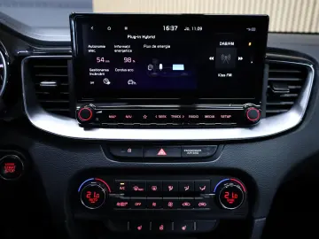 KIA Ceed SW 1.6 GDI DCT OPF Plug-in-Hybrid Vision