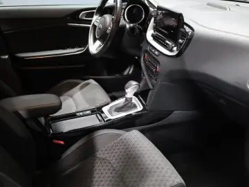 KIA Ceed SW 1.6 GDI DCT OPF Plug-in-Hybrid Vision