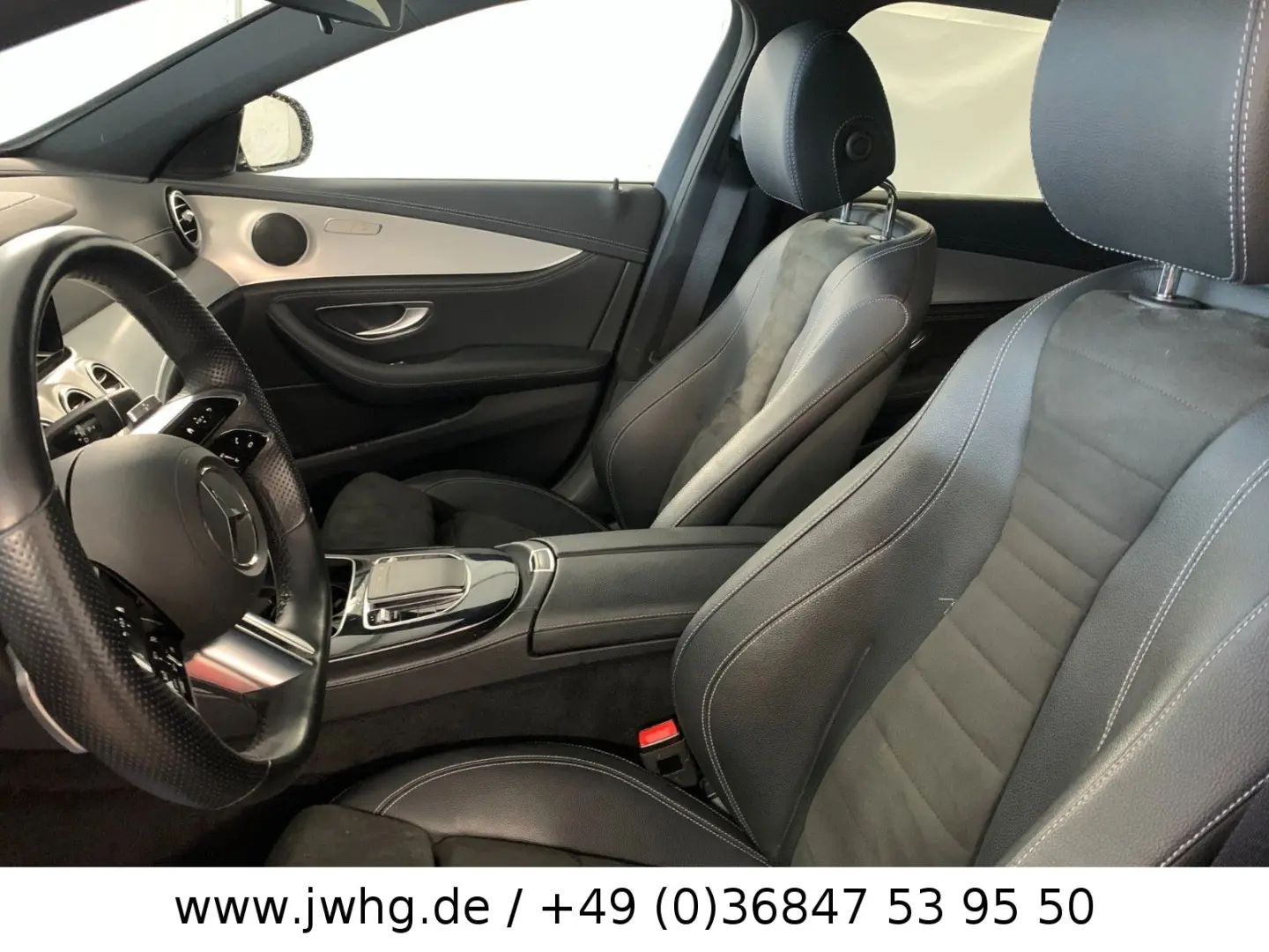 E 300 e 4M 2x AMG LINE LED Nav+19