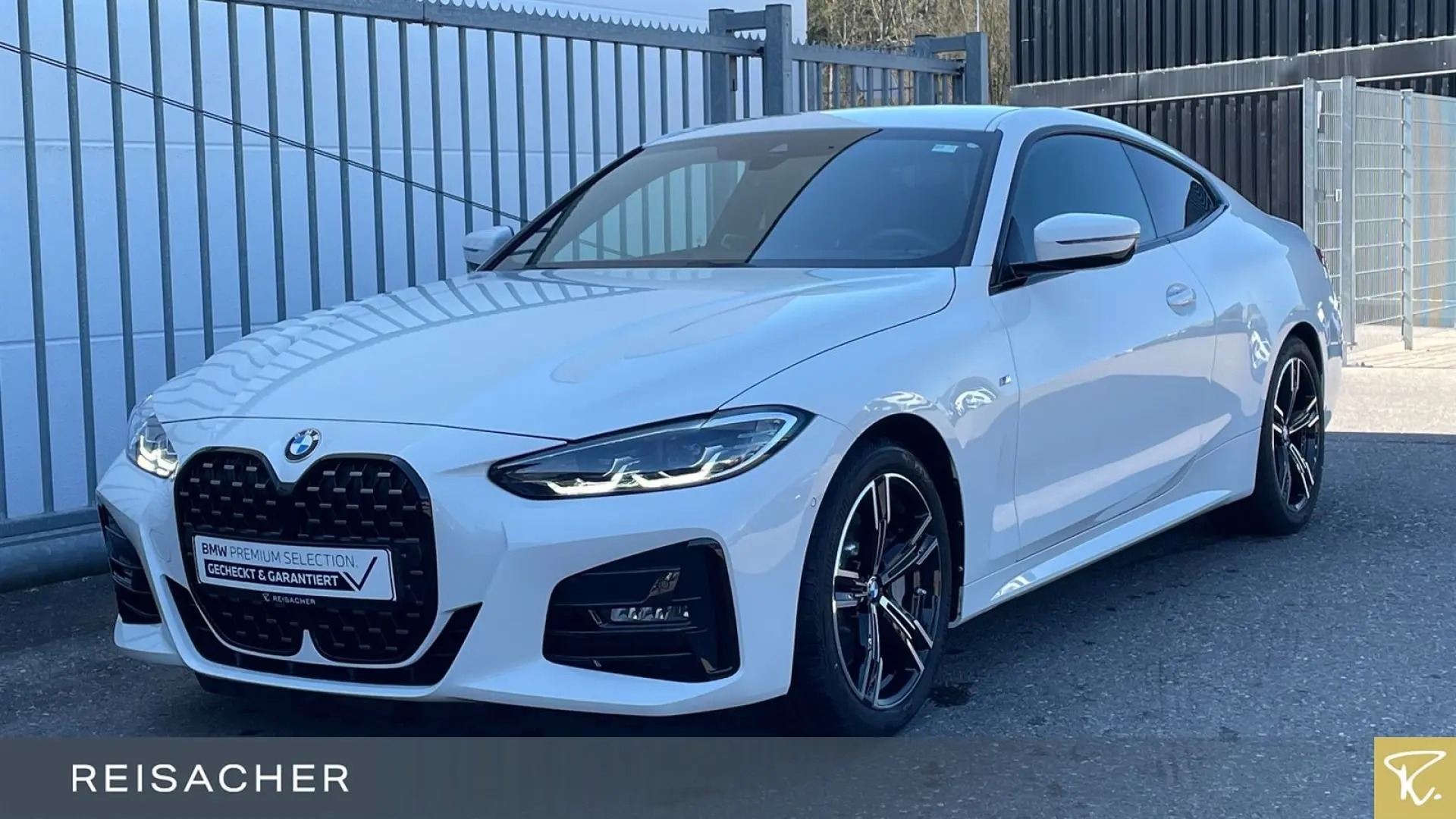 430i xDrive Coupé M-Sport,AHK,DrAss,elSitze,H/K