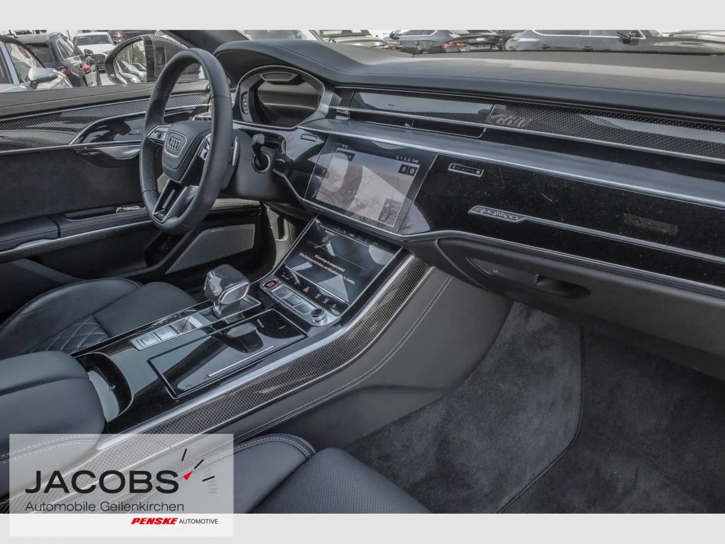 S8 4.0 TFSI quattro UPE 183140,- Area View, HUD,
