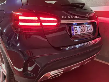 Mercedes-Benz GLA 180