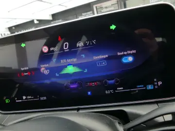 C 300d AMG 4M +Distronic+BurmesterSound+360°Kam+