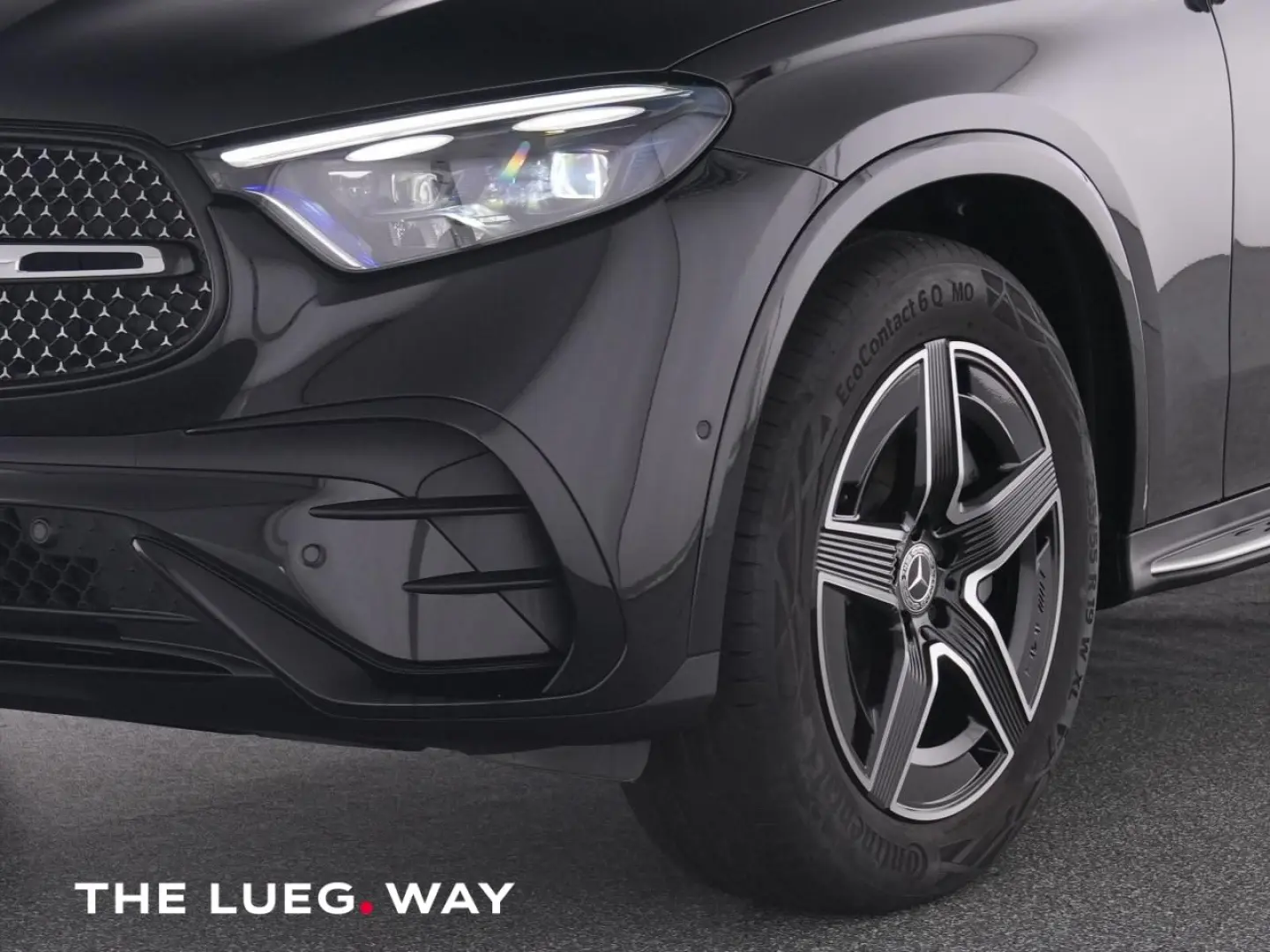 GLC 300 4M AMG+Pano+Airm+DLight+AHK+360°+KeylGo+