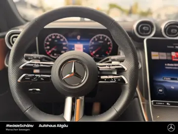 GLC 200 4MATIC AMG Night Dist AHK LED Ambi Kam