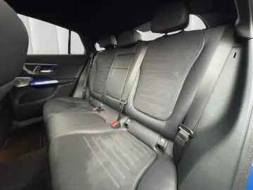 GLC 300 e AMG Line Premium+ Burmester Pano HUD