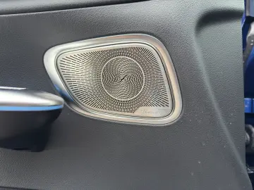 GLC 300 e AMG Line Premium+ Burmester Pano HUD