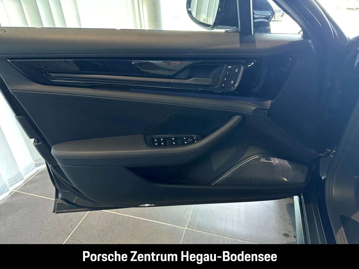Panamera Turbo E-Hybrid/Active Ride/Sportabgasan