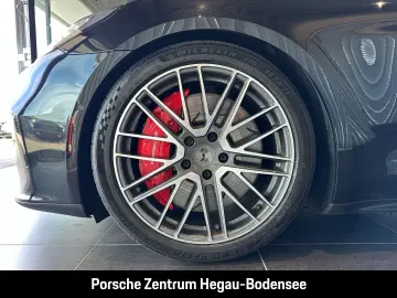 Panamera Turbo E-Hybrid/Active Ride/Sportabgasan