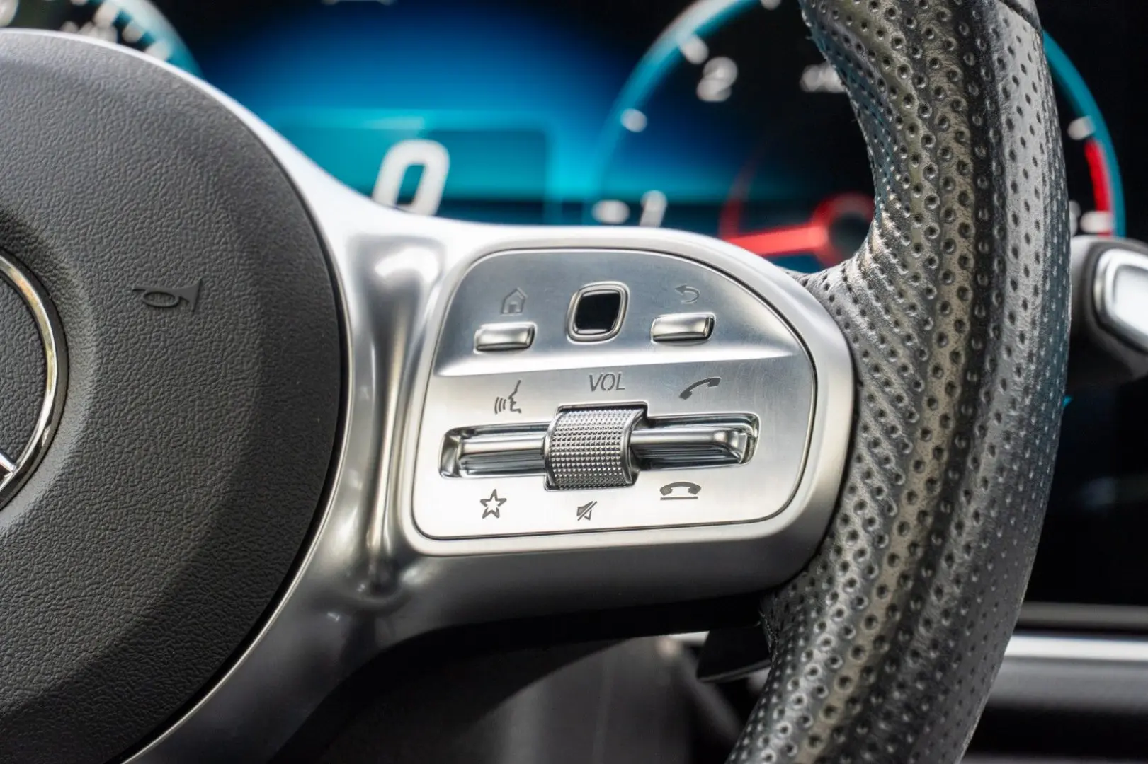 GLE 400d 4MATIC.AMG INTERIOUR.PANO.AHK.BURM.360°