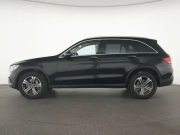 GLC 300 de 4Matic Distronic|Panorama|AHK|LED|Nav
