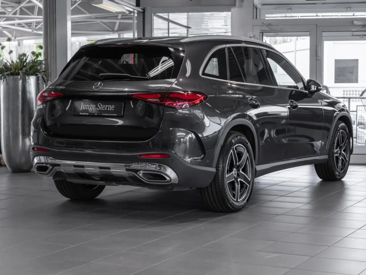 GLC 220 d 4M , AMG KAMERA SPUR PANO AHK PDC SHZ