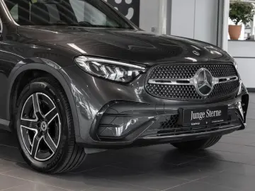 GLC 220 d 4M , AMG KAMERA SPUR PANO AHK PDC SHZ
