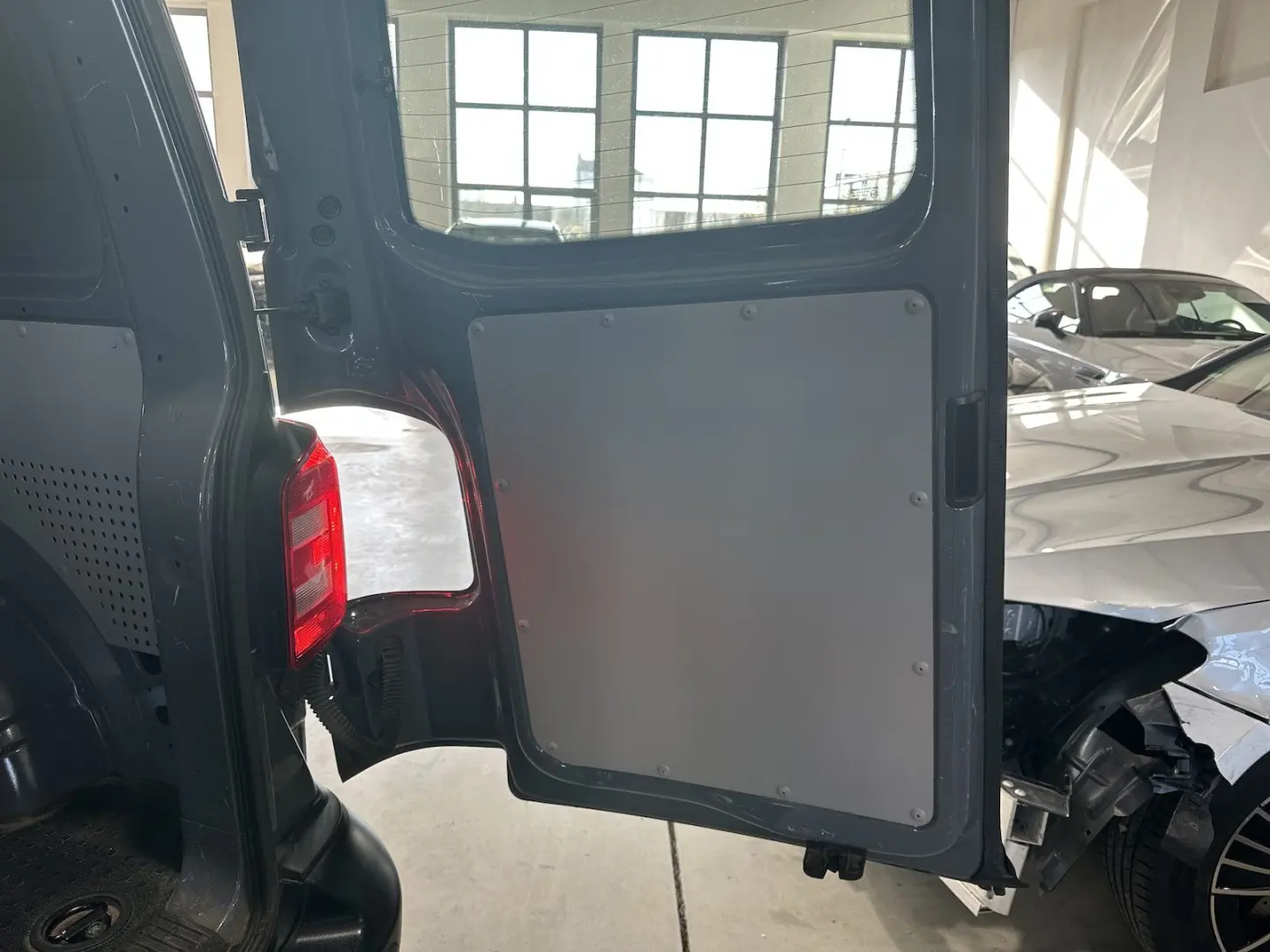 T6 Kasten 2.0 TDI Kurz/1.Hd/U-Frei/3-Sitzer/PDC/