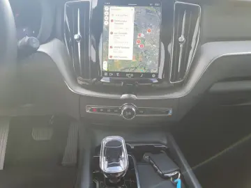 XC60 B5 B AWD Plus Black Edition Stdhzg * Pano