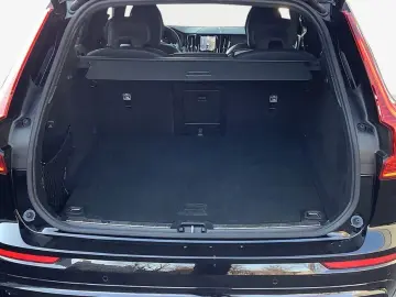XC60 B5 B AWD Plus Black Edition Stdhzg * Pano