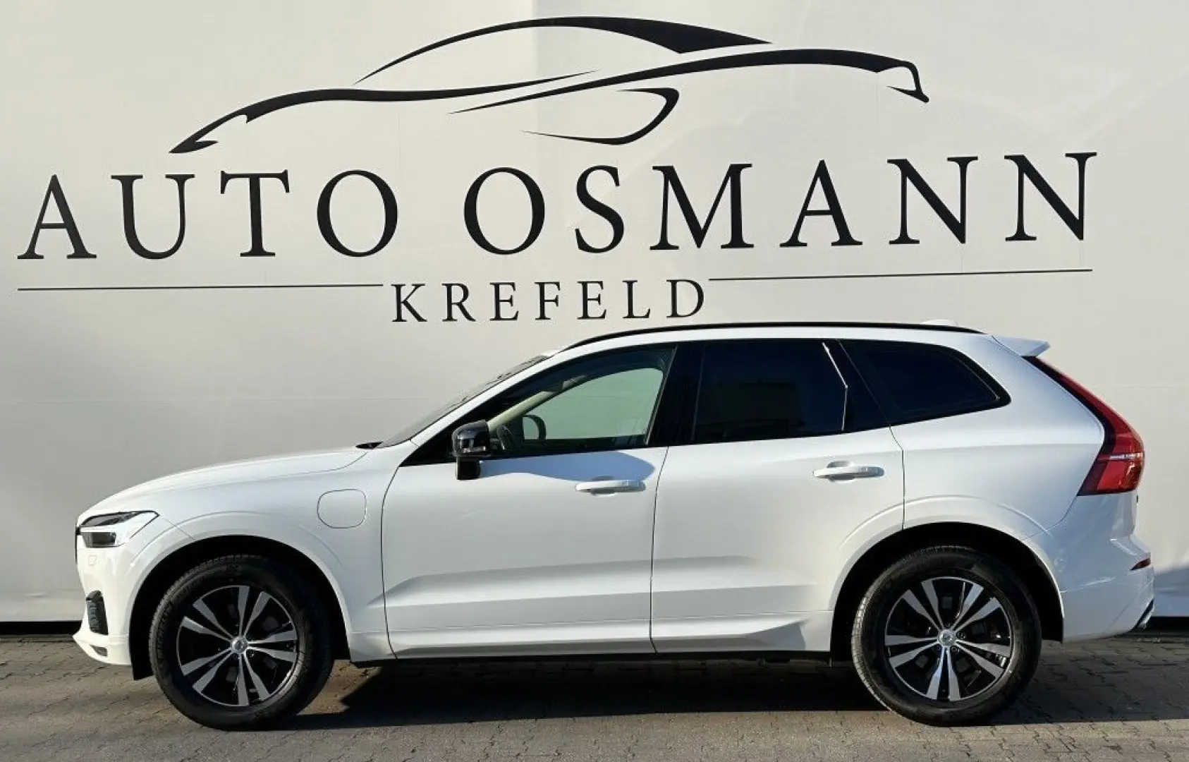 XC60 T6 AWD Recharge Geartronic RDesign / PANO