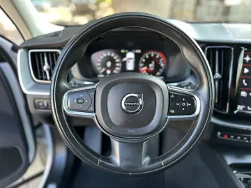 XC60 T6 AWD Recharge Geartronic RDesign / PANO