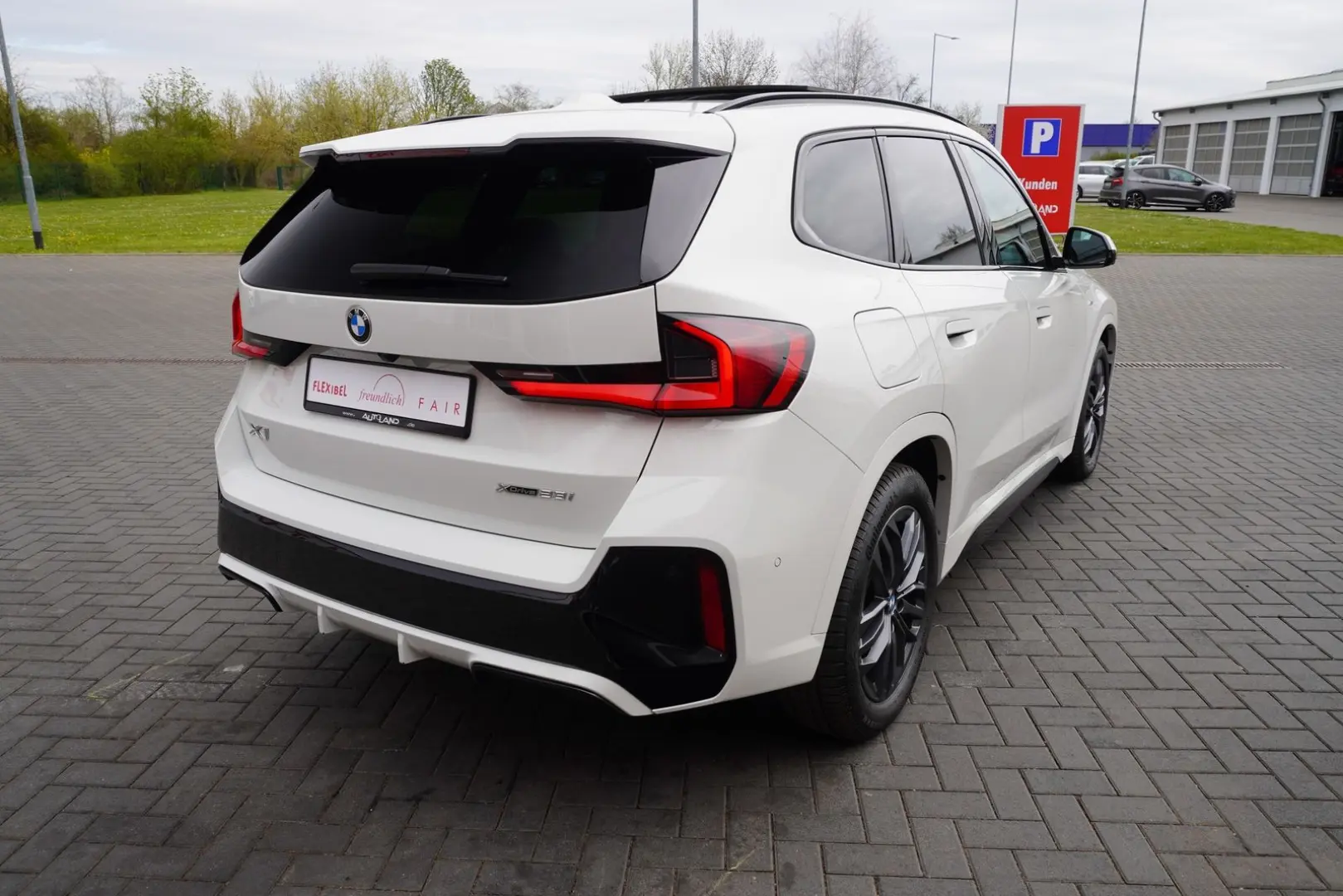 X1 23i xDrive M Sport Aut. LED Navi SItzheizung