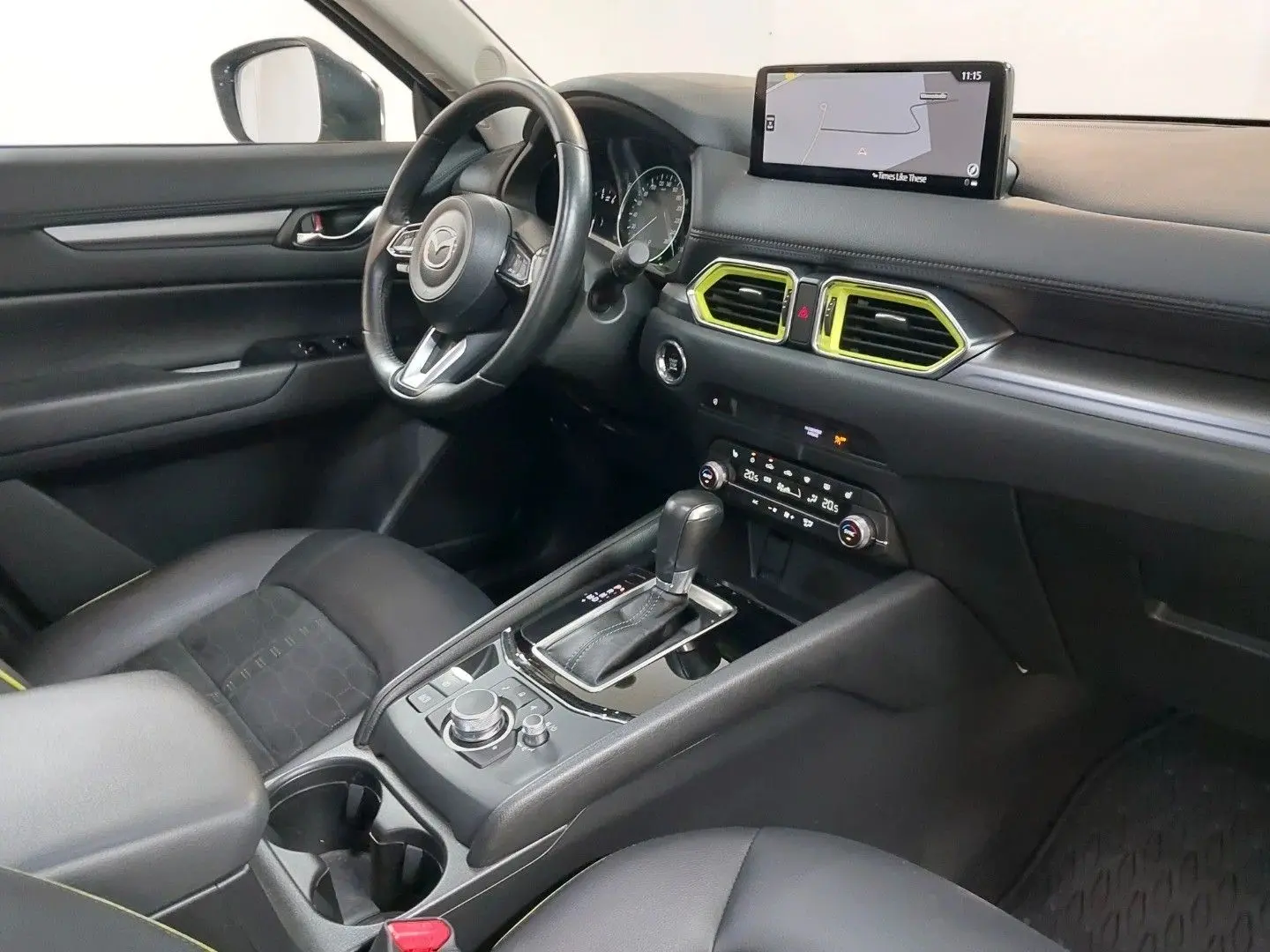 CX-5 Newground AWD/LED/HEUD-UP/STANDHEIZUNG/AHK/